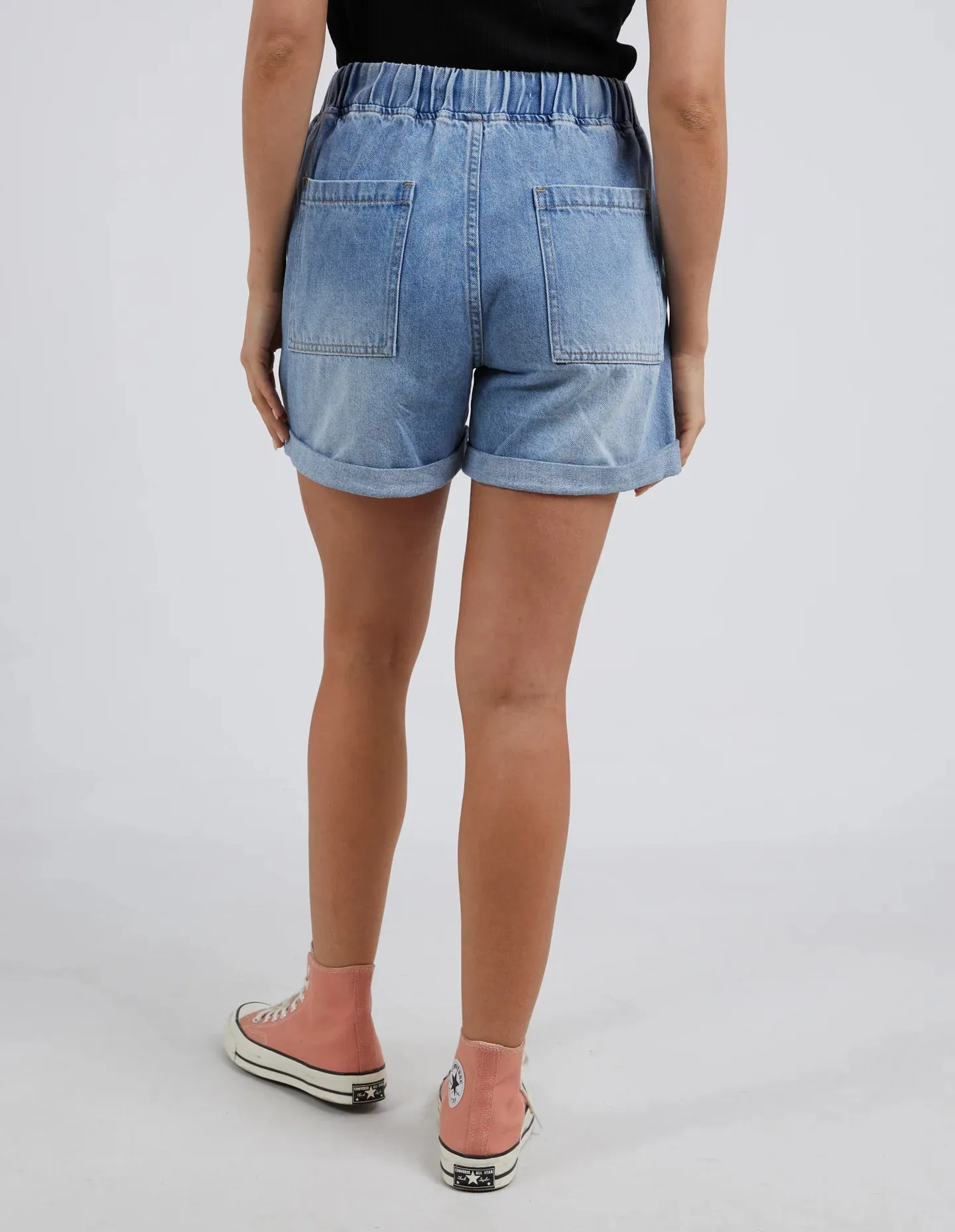 Emma Relaxed Denim Short Mid Blue Wash