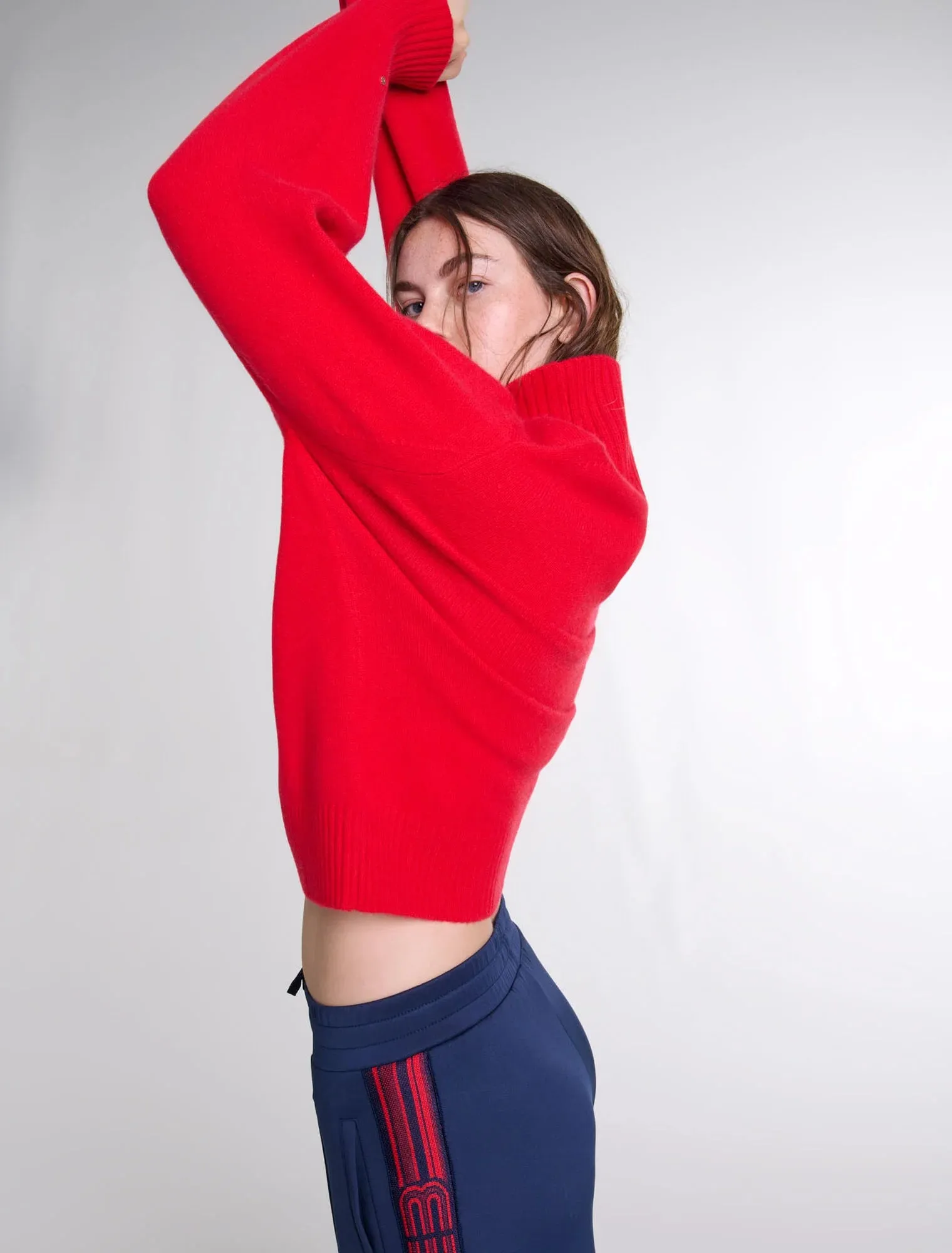 High-neck cashmere jumper