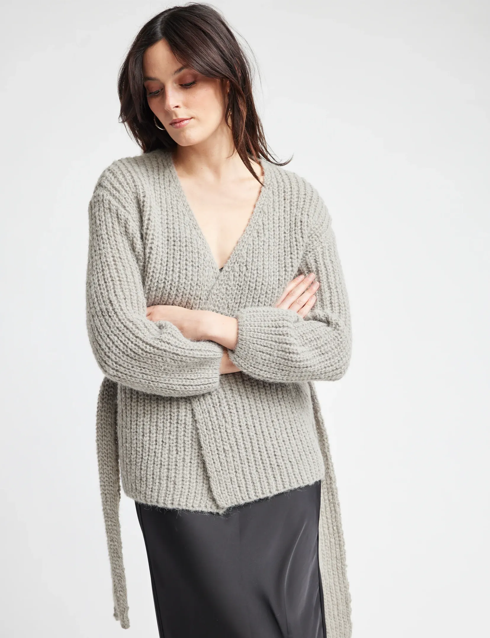 Tillie Cardigan, Dolphin